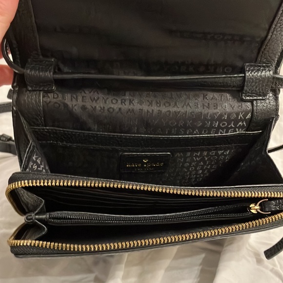 Black Kate Spade wallet purse - Picture 3 of 4